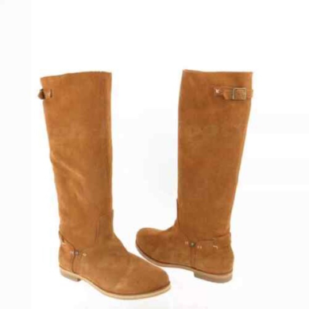Reef brown suede boots